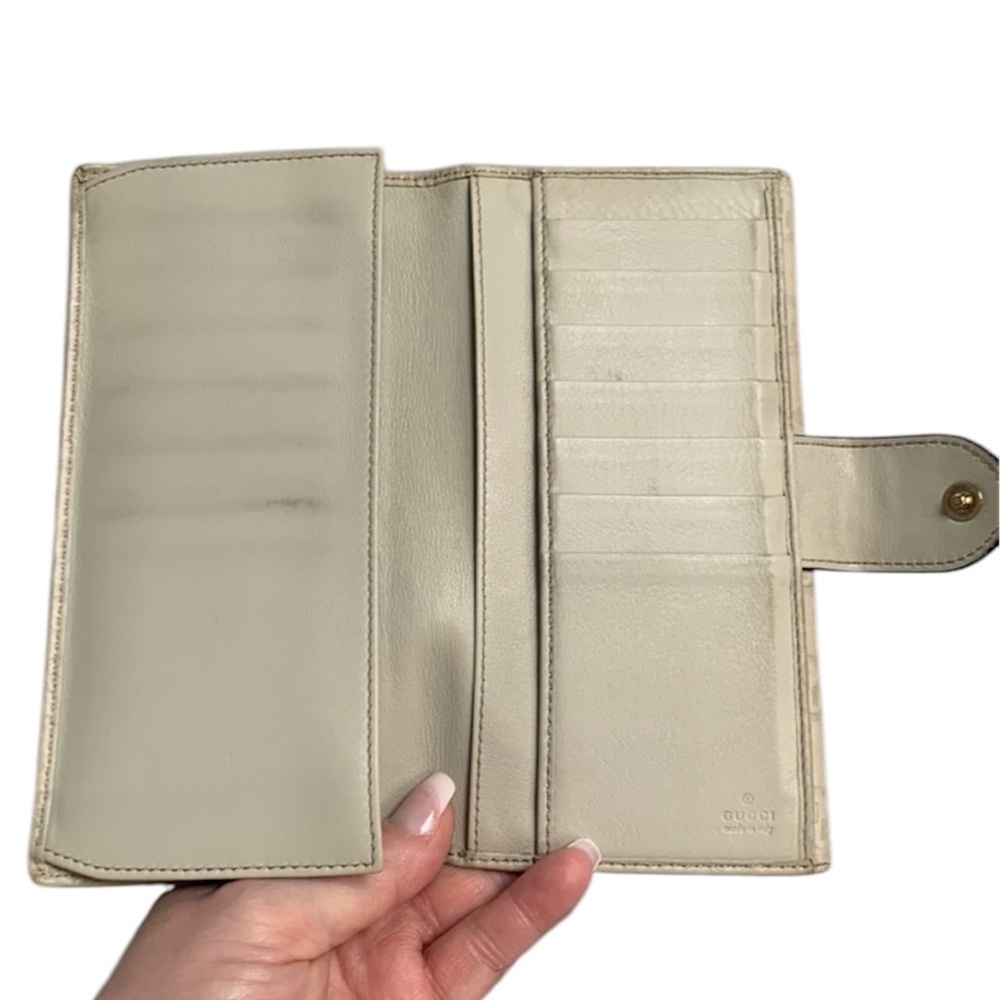 Gucci • Authentic GG Guccissima Cream Leather Bifold Long Wallet - Picture 7 of 10